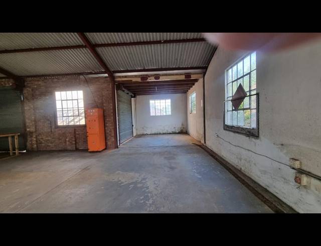 INDUSTRIAL PROPERTY TO RENT IN MERRIVALE
